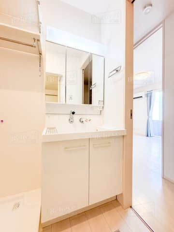 D-room F.京町の洗面所|明るい洗面所です★