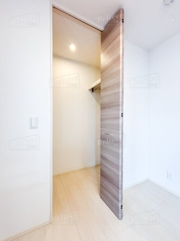 D-room F.京町の収納|ウォークインクローゼットなので収納豊富です★