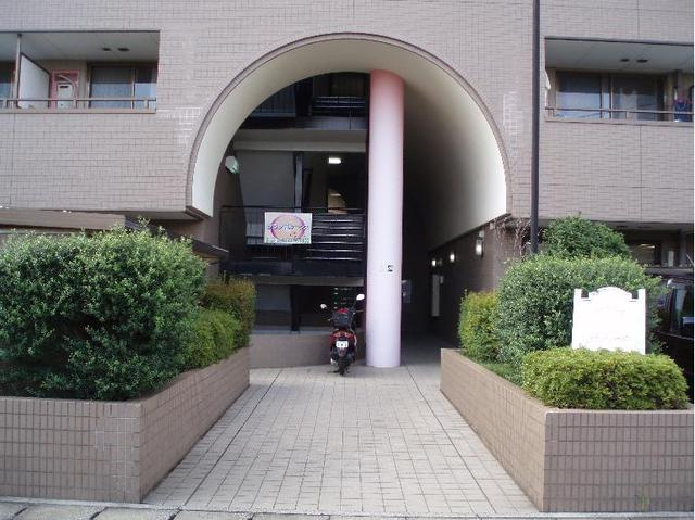 グランドルーシスのエントランス