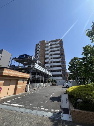 イクシア浮間公園の外観