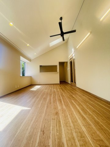 上池袋1丁目中古戸建の居間・リビング