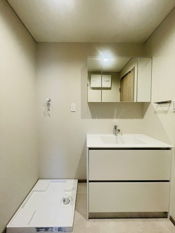 上池袋1丁目中古戸建の独立洗面台