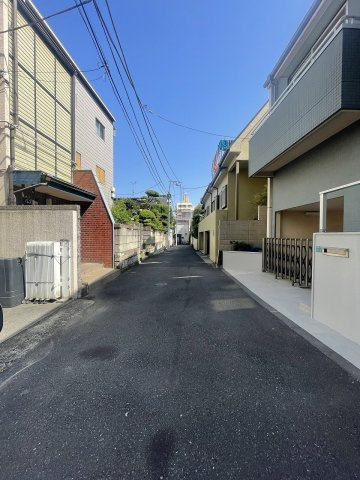 上池袋1丁目中古戸建の前面道路含む現地写真