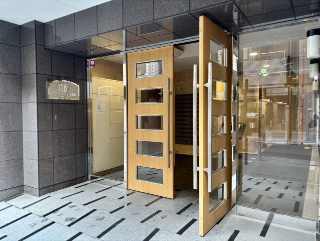 プレール日本橋弐番館のエントランス