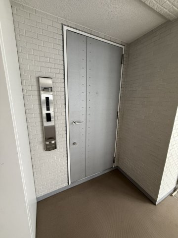 サンクタス127の玄関
