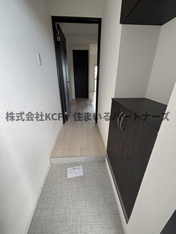 組坂ビルNo8の玄関