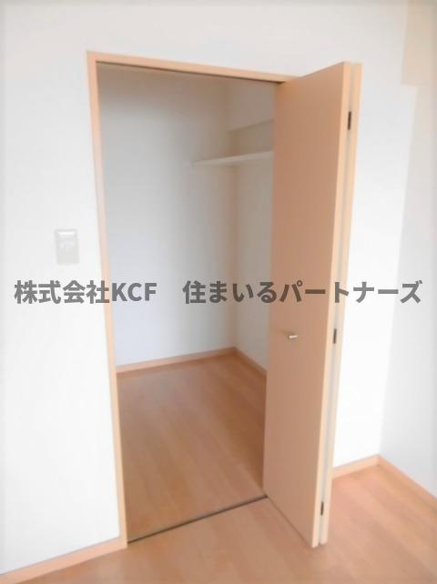 グリーンキャッスルの収納|大きなものも収納できそうです