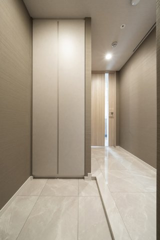 ルフォンプログレ千代田御茶ノ水の玄関|※写真は同タイプ住戸です。