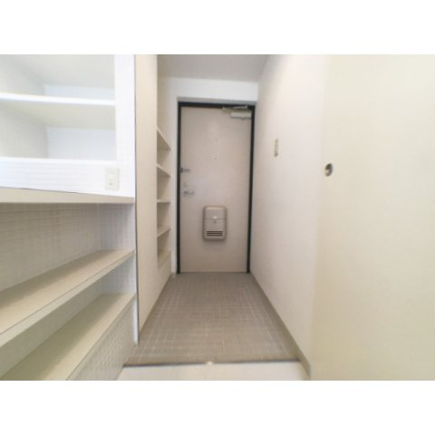 PARADOR DE GAISENの玄関
