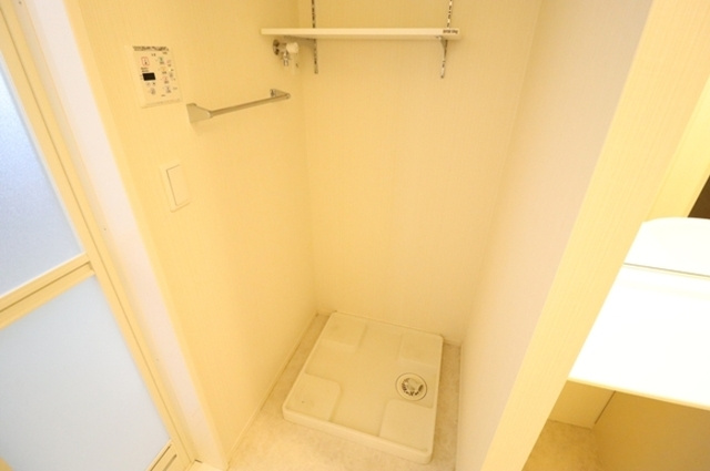 セジュール石倉の洗面所|室内洗濯機置き場