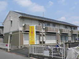 ファミール忠生の画像