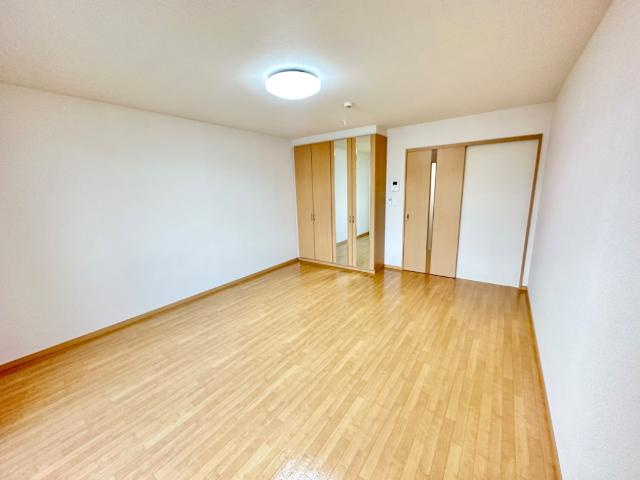 クリオネⅠの内装|洋室