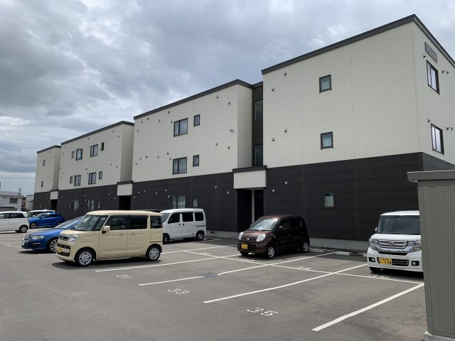 札幌市北区屯田五条５丁目のアパート