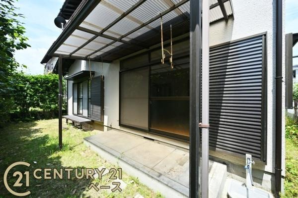 北葛城郡河合町高塚台２丁目の中古一戸建の庭|■現地撮影写真■家庭菜園やガーデニングなど多用途に楽しめるお庭付き！