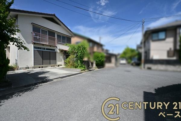 天理市東井戸堂町　建築条件なし土地の前面道路含む現地写真|■現地撮影写真■ 前面道路は６ｍ以上と広くゆったりしています！