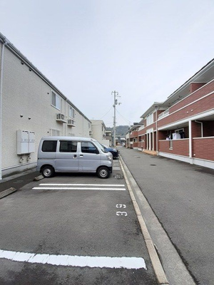 【駐車場】 | トレスタージュ　Ｂ
