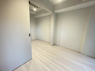 【居間・リビング】 | SYFORME SHINKOYASU | ※同タイプ参考写真です（カラータイプが異なる場合がございます）