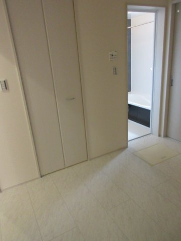 【仲介手数料無料】新築戸建　深谷市東方町5-17-13（全1棟）大型平屋住宅の脱衣所
