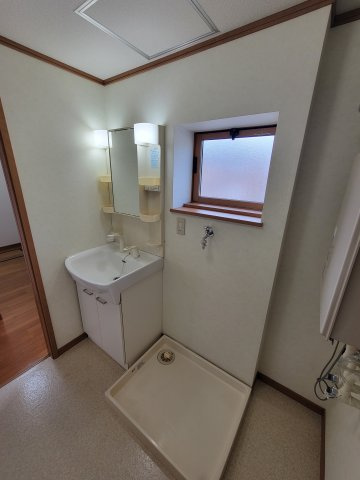 Primrose浅岸(プリムローズ)I棟の洗面所