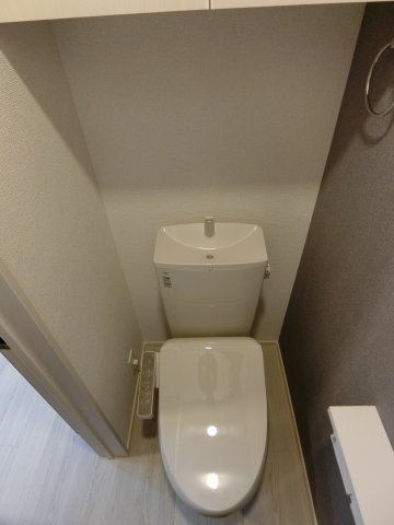 アーモンドアイのトイレ