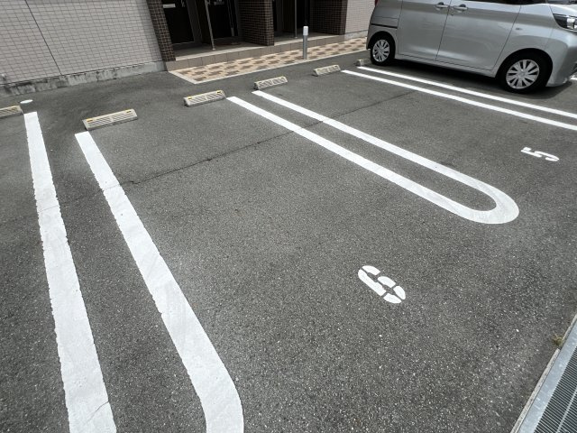 八千代の駐車場