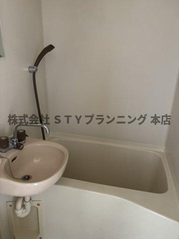 仲介手数料0円！	レモンハイムの浴室