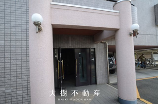 【エントランス】