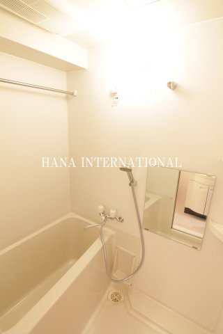 コンフォリア行徳の浴室