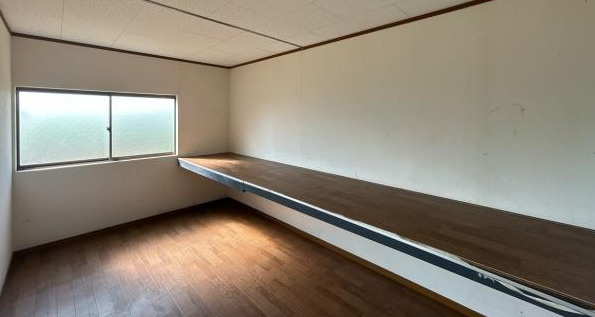 八代市　郡築三番町平屋建　４DKのその他|倉庫内