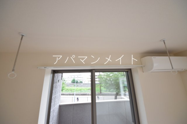 【設備】 | ＢＹ ＴＨＥ ＲＩＶＥＲ戸塚 | 便利な室内物干し付き！