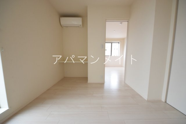 【寝室】 | ＢＹ ＴＨＥ ＲＩＶＥＲ戸塚 | 角部屋です！