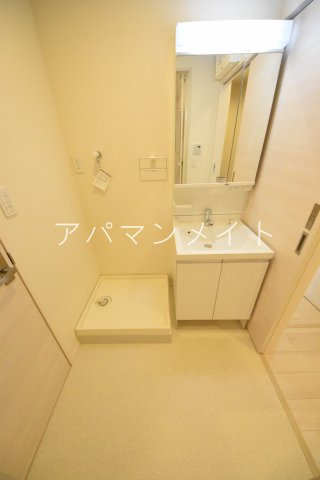 【設備】 | ＢＹ ＴＨＥ ＲＩＶＥＲ戸塚 | 室内洗濯機置場