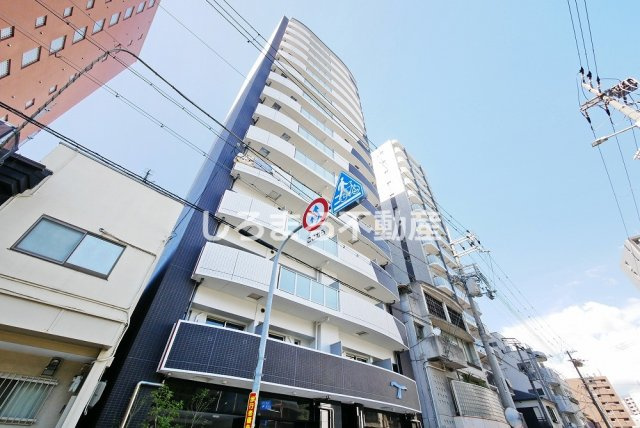 セレニテ阿波座ミラクの外観