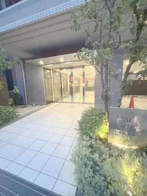 【エントランス】 | パークアクシス台東根岸