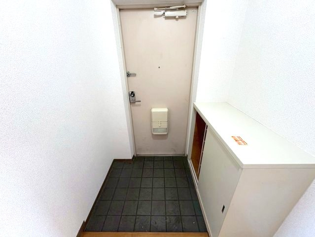 エミネンス立矢の玄関