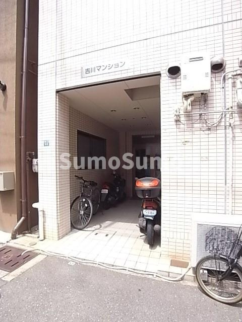 吉川マンションの外観|外観もきれいです