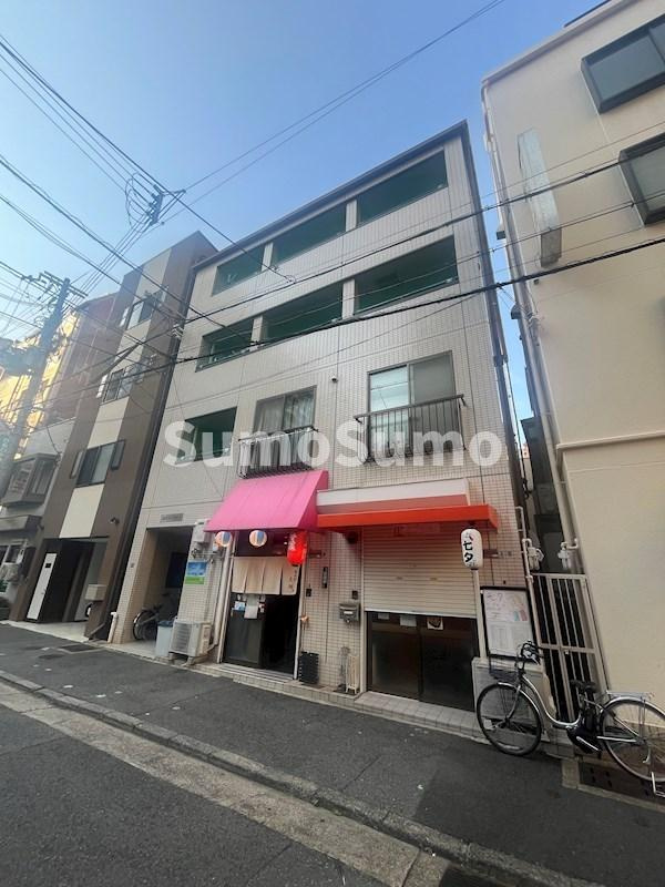 吉川マンションの外観|落ち着いた雰囲気の外観です