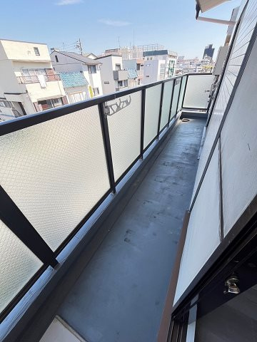 ハイツヨシダのバルコニー