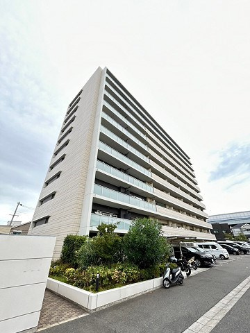 CFS尼崎出屋敷駅前ステーショングリーン