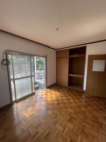 妙法寺貸戸建住宅の居間・リビング