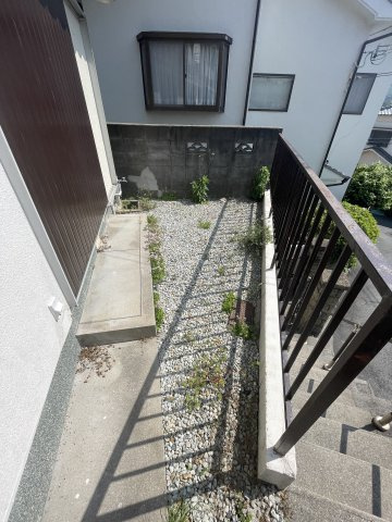 妙法寺貸戸建住宅の庭