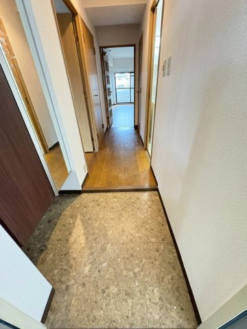 メルベーユ宝塚の駐車場