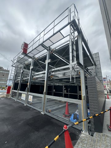 エンクレスト空港前の駐車場