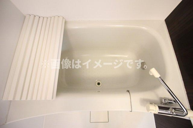 （仮称）都城市中町マンションの浴室|ゆったり過ごせるお風呂です