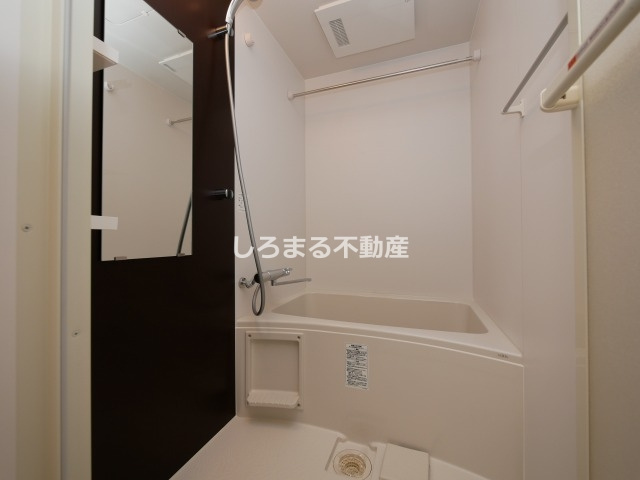メインステージ心斎橋EASTの浴室