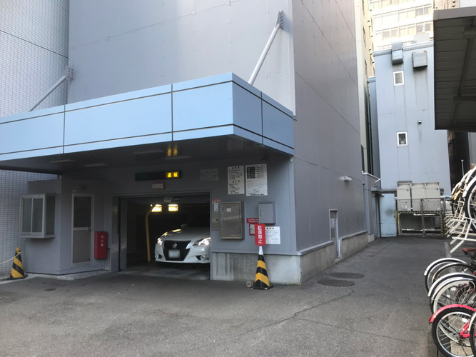ＥＤＧＥ名駅の駐車場