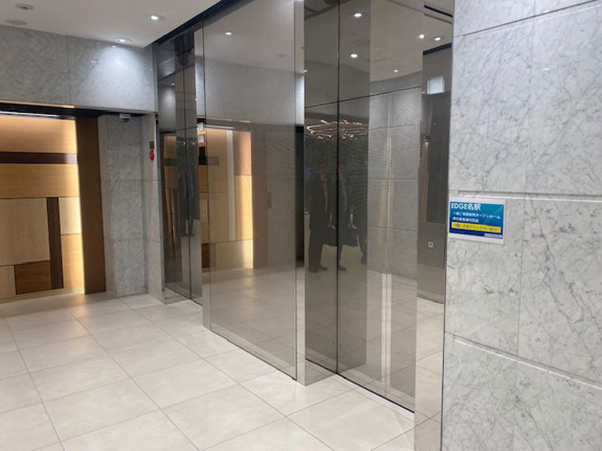 ＥＤＧＥ名駅のロビー