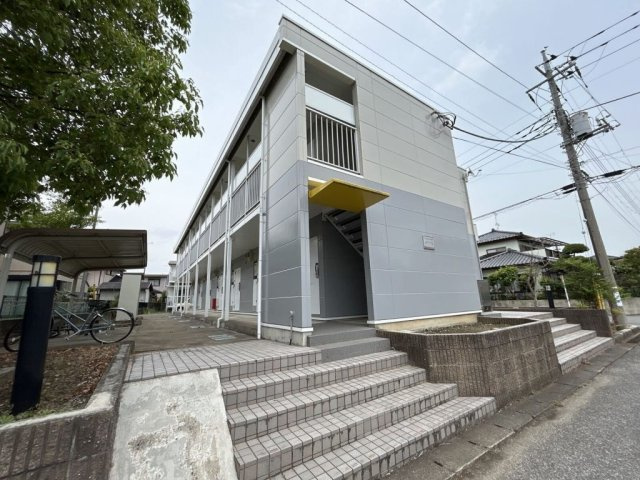 落ち着いた雰囲気の外観です