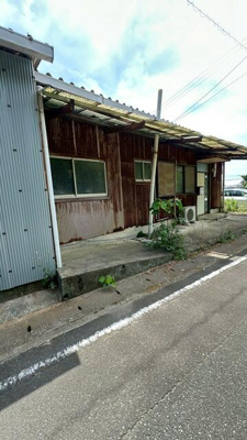 【駐車場】 | 掛川市菊浜の売倉庫