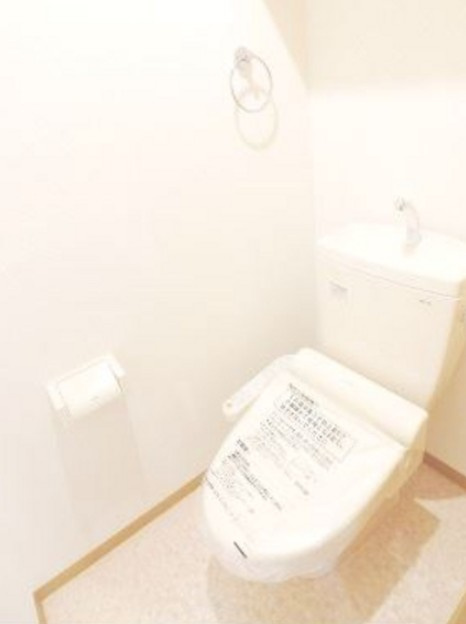 ドミールサワダのトイレ|他部屋参考写真です